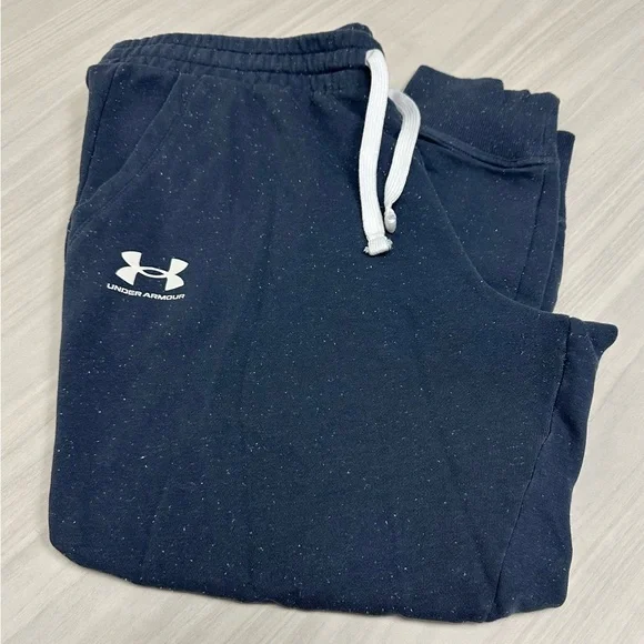 Woman’s Under Armour Navy/Grey Speckled Track Suit - Picture 5 of 16